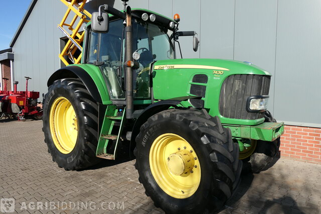 Traktor John Deere, 7530 » Agribidding