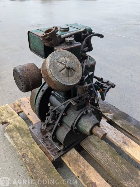 Nostalgischer 1-Zylinder-Dieselmotor Petter, PAZI » Agribidding